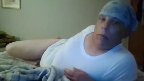 Snapshot of vanessa3211 chatting on 25, 4, 2026 greeneyebandit online show from 25, 4, 2026