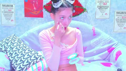 Snapshot of vanessa_florence chatting on 16, 1, 2025 RUSSIAN BARBIE BABE online show from 16, 1, 2025