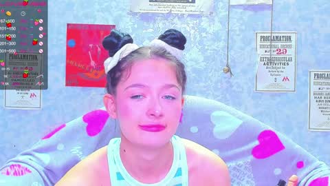 Snapshot of vanessa_florence chatting on 7, 2, 2025 RUSSIAN BARBIE BABE online show from 7, 2, 2025