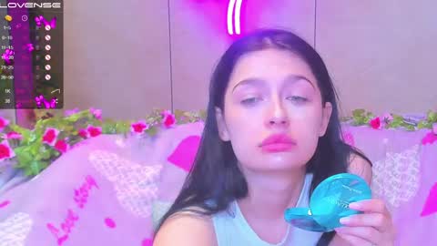 Snapshot of vanessa_florence chatting on 12, 3, 2025 RUSSIAN BARBIE BABE online show from 12, 3, 2025
