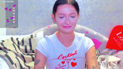 Snapshot of vanessa_florence chatting on 20, 9, 2025 RUSSIAN BARBIE BABE online show from 20, 9, 2025