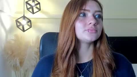 Snapshot of vanessa_foxyy chatting on 27, 5, 2026 vanessa_foxyy online show from 27, 5, 2026