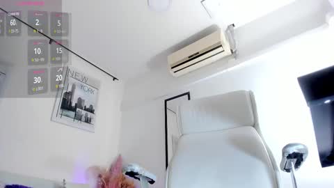 Vanessa online show from 8, 3, 2025