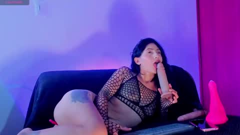 Vanessa online show from 3, 10, 2025