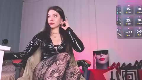 Snapshot of vanessa_ives chatting on 25, 9, 2025 Vanessa online show from 25, 9, 2025