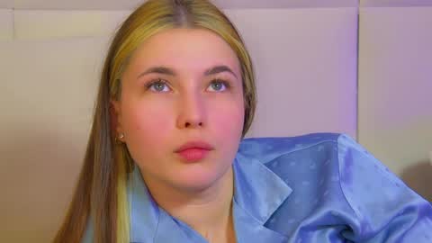 Vanessa online show from 5, 5, 2026