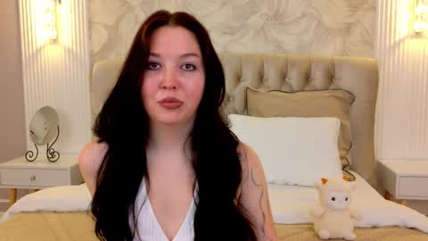 Snapshot of vanessafields chatting on 15, 9, 2025 Vanessa online show from 15, 9, 2025