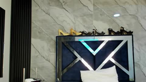 Vanessa Hard online show from 10, 1, 2026