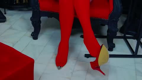 Miss Vanessa online show from 19, 2, 2025