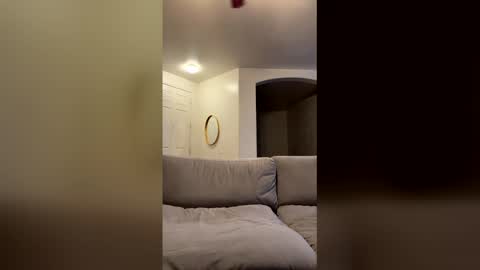 vanessavera02 online show from 6, 1, 2026