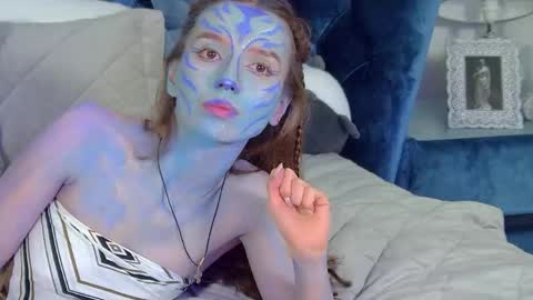 Snapshot of vanessavienne chatting on 21, 4, 2026 VanessaVienne online show from 21, 4, 2026