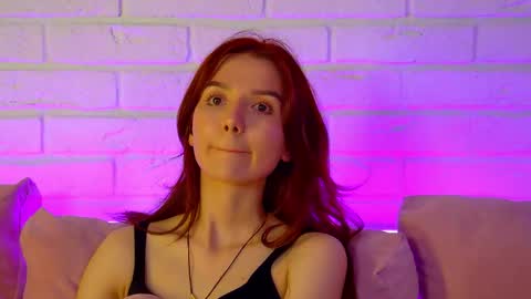 Snapshot of vanessavienne chatting on 8, 5, 2026 VanessaVienne online show from 8, 5, 2026