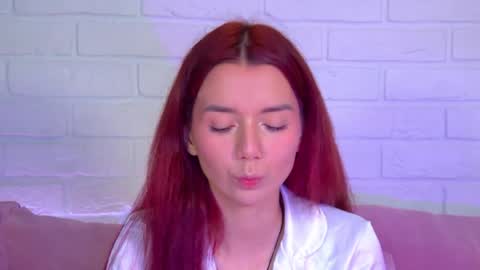 Snapshot of vanessavienne chatting on 1, 6, 2026 VanessaVienne online show from 1, 6, 2026