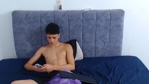 Snapshot of vanie_ chatting on 24, 5, 2026 Ruby and Vanie online show from 24, 5, 2026