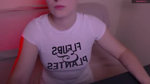 Mia online show from 2, 12, 2025