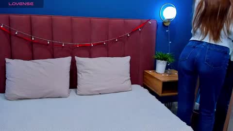 Snapshot of vanillakelly chatting on 12, 2, 2025 Sofia online show from 12, 2, 2025