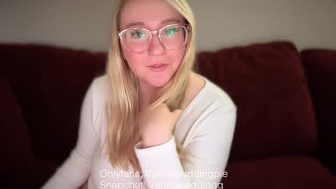 vanillapuddingpie online show from 6, 12, 2024