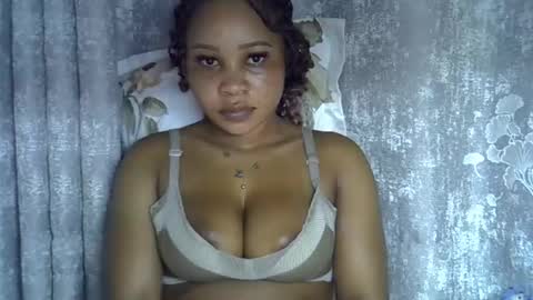 Snapshot of vanillavenus chatting on 18, 5, 2026 vanillavenus online show from 18, 5, 2026
