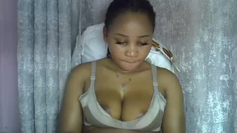Snapshot of vanillavenus chatting on 16, 6, 2026 vanillavenus online show from 16, 6, 2026