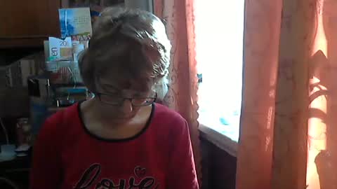 Vanillaxcreamy online show from 10, 2, 2026