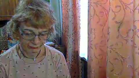 Vanillaxcreamy online show from 22, 2, 2026