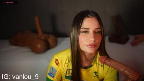 Vanilu online show from 23, 11, 2025