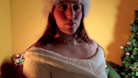 Elizabeth online show from 22, 12, 2025