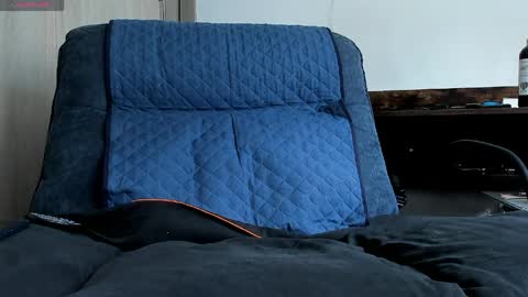 Van online show from 31, 3, 2026