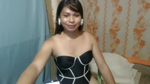 vannah_locca online show from 8, 3, 2025