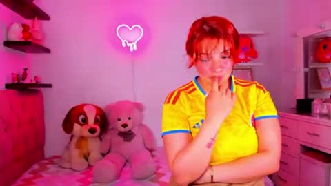 Snapshot of vannessa_shy chatting on 7, 7, 2026 Vanesa online show from 7, 7, 2026