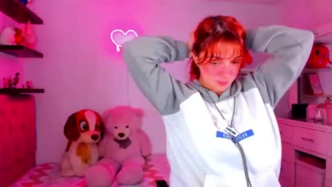 Snapshot of vannessa_shy chatting on 25, 7, 2026 Vanesa online show from 25, 7, 2026