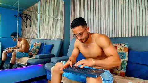 Vans Ross online show from 28, 2, 2026