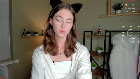 Snapshot of vanvanvibe chatting on 25, 5, 2026 Charline online show from 25, 5, 2026
