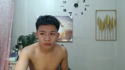 Snapshot of vanxxx2005 chatting on 18, 12, 2024 vanxxx2005 online show from 18, 12, 2024