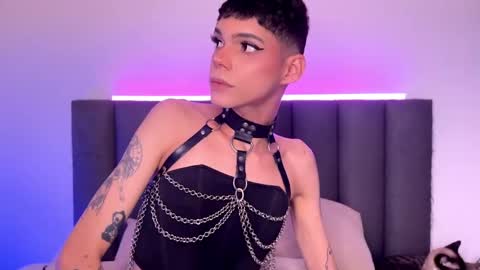  Varya Ferreira - independent model  online show from 13, 9, 2025