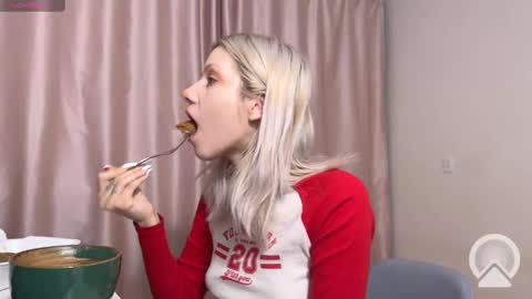 Snapshot of vasya_sylvia chatting on 1, 3, 2025 Vasya Sylvia online show from 1, 3, 2025