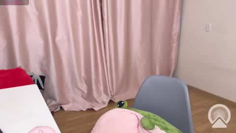 Snapshot of vasya_sylvia chatting on 1, 3, 2025 Vasya Sylvia online show from 1, 3, 2025