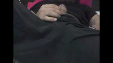 Snapshot of vavava0000 chatting on 15, 11, 2025 HORNY ROCK online show from 15, 11, 2025