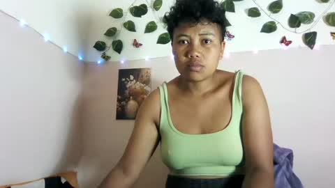 Snapshot of vayannah chatting on 14, 6, 2026 Vayannah online show from 14, 6, 2026