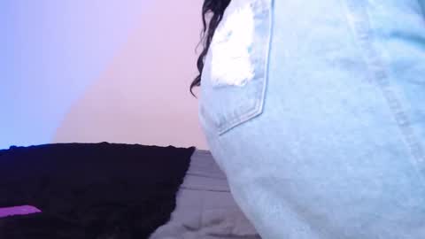 Snapshot of vayolett_bass chatting on 31, 1, 2025 Vayolett Bass online show from 31, 1, 2025