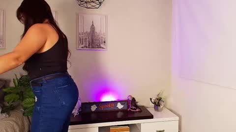 Victoria online show from 30, 10, 2025