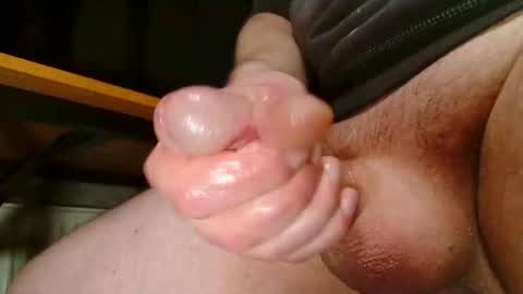 Snapshot of veepz13579 chatting on 13, 10, 2025 Tom online show from 13, 10, 2025