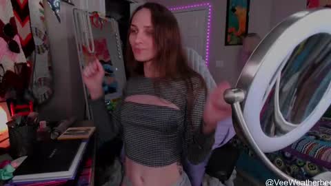 Violet Weatherbee online show from 12, 5, 2026