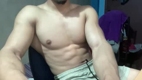 Snapshot of veilofstrength11 chatting on 28, 10, 2025 veilofstrength11 online show from 28, 10, 2025