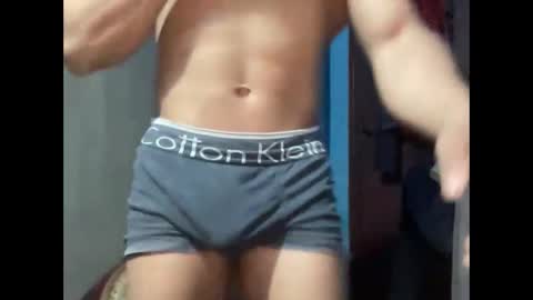 Snapshot of veilofstrength11 chatting on 14, 11, 2025 veilofstrength11 online show from 14, 11, 2025