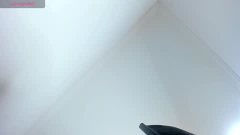 Snapshot of velez_isa chatting on 12, 2, 2026 velez_isa online show from 12, 2, 2026