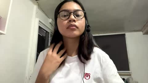 Snapshot of veliabiez chatting on 4, 6, 2026 Sophie online show from 4, 6, 2026
