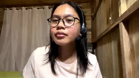 Snapshot of veliabiez chatting on 8, 6, 2026 Sophie online show from 8, 6, 2026