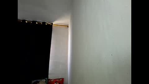 Snapshot of velk_hot1 chatting on 15, 1, 2025 velk_hot1 online show from 15, 1, 2025