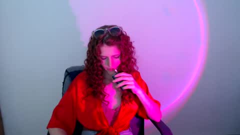 Snapshot of vellahott chatting on 14, 6, 2026 vellahott online show from 14, 6, 2026